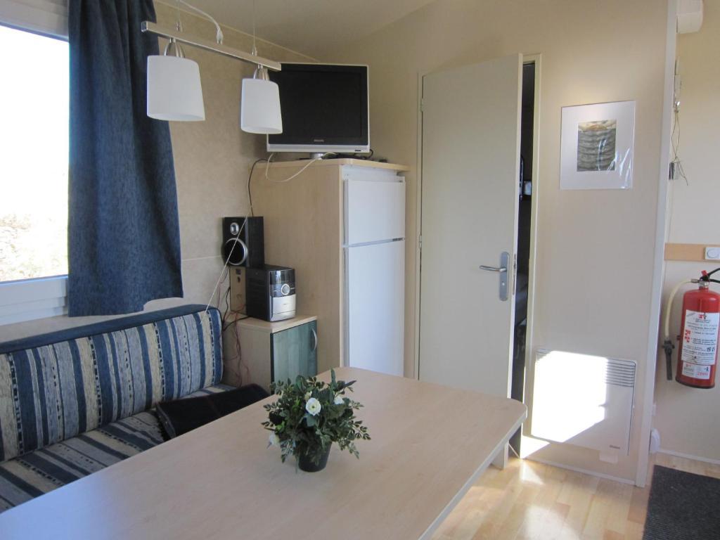 Laekjarkot Rooms And Cottages With Kitchen Borgarnes Δωμάτιο φωτογραφία